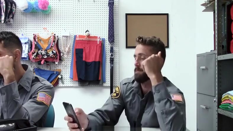 YoungPerps - Security Officer Sucks His Coworkers Thick Cock On The Job