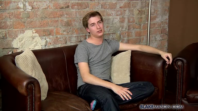 Aussie Boy Zac Wanks One Out - Zac Langton