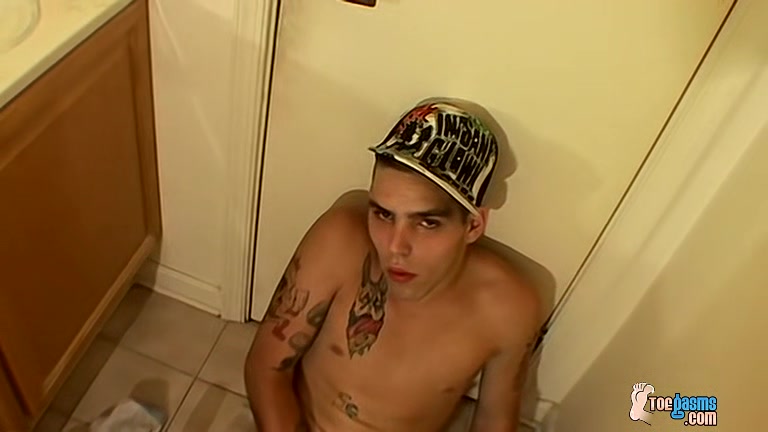 Thug Boy And His Dirty Socks - Drac Ladder