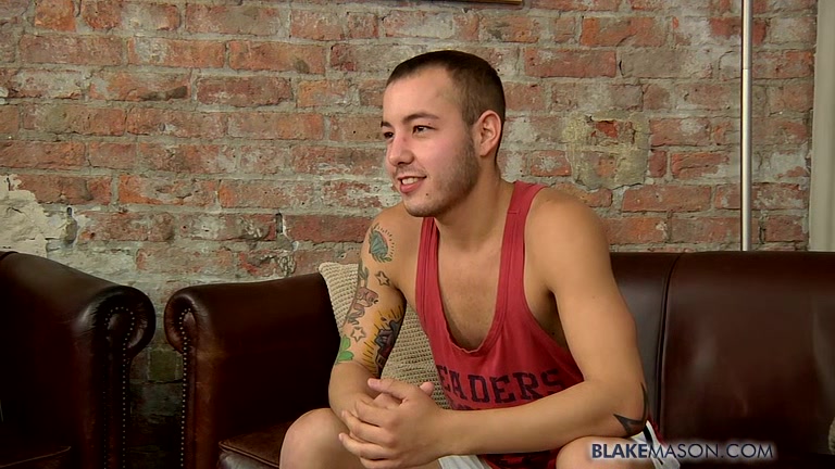 Damian Arrives To Wank Out A Cum Load - Damian Gomez