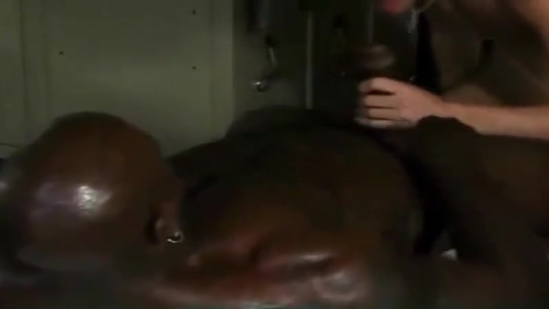 KISS AND MASSAGE