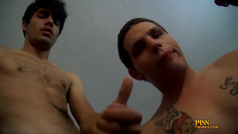 Drac Gets Wet And Messy! - Drac, Devin Reynolds And Welsey Kincaid
