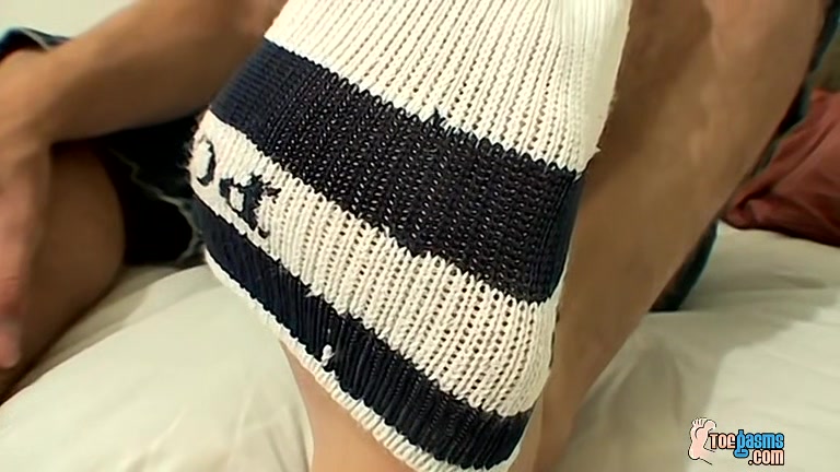 Hung And Handsome Kelly - Kelly Cooper