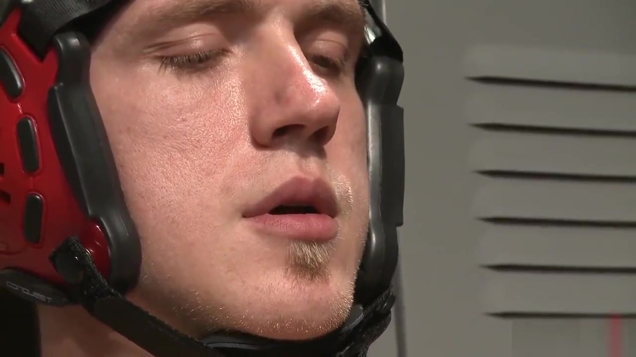 Jonah Marx Fucks Zane Anders - Naked Kombat