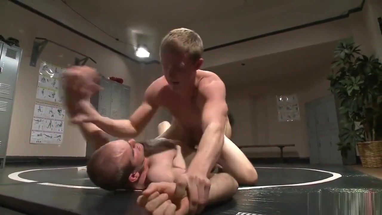 Jonah Marx Fucks Zane Anders - Naked Kombat
