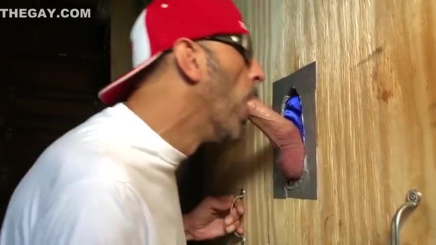 7/8s Xtuber MagnumMan visits JasonsGloryhole