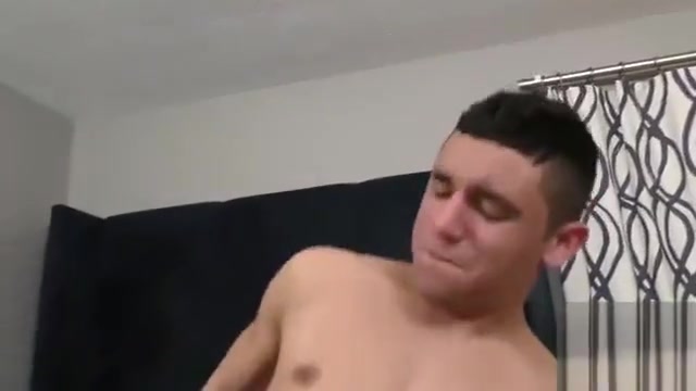 Two hot hunks suck cock - Brandon Joe Bareback - Sean Cody