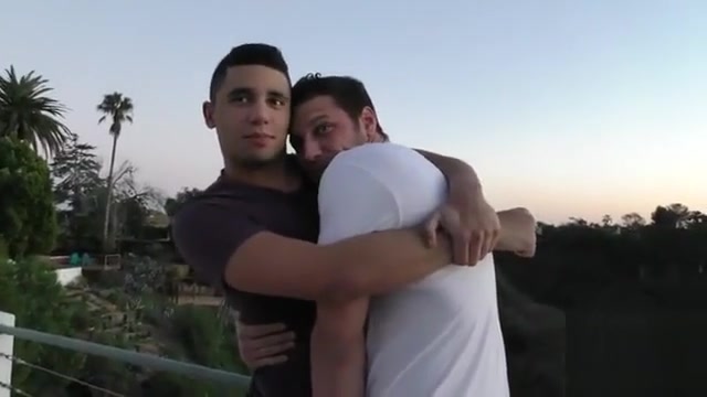 Two hot hunks suck cock - Brandon Joe Bareback - Sean Cody