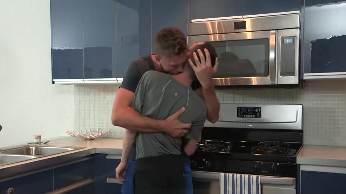 FamilyDick - Sweet Twink Swallows His Stepdad’s Hot Cum