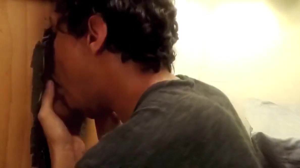 teen 18+ sucks again at the Glory Hole