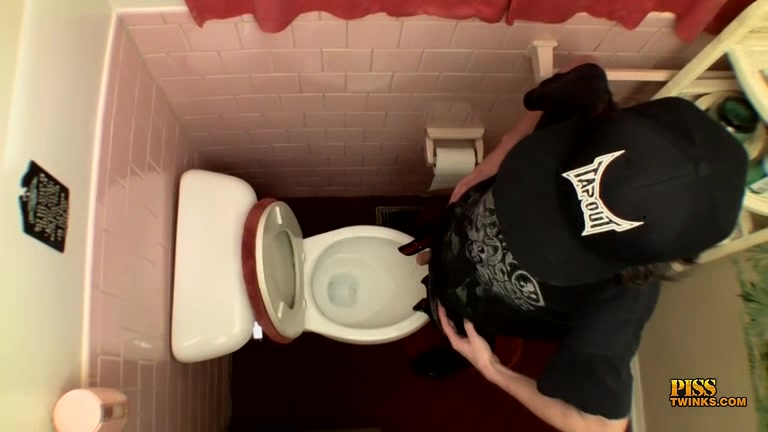 Unloading In The Toilet Bowl - Dakota James And Devin Reynolds