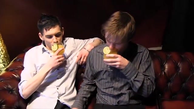 Aaron Aurora & Luke James Fuck On The Couch - Aaron Aurora & Luke James