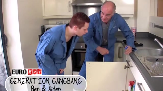 Aiden Jason Takes A Big Grandpa Cock - Aiden Jason
