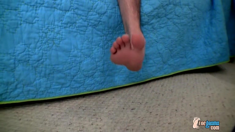 Splashing Cum Over His Feet - Wiley
