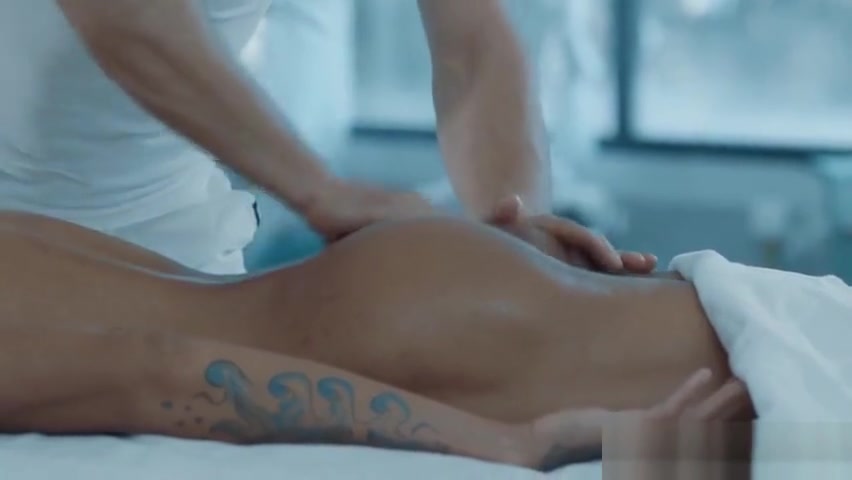 Interracial gay sex massage with happy ending