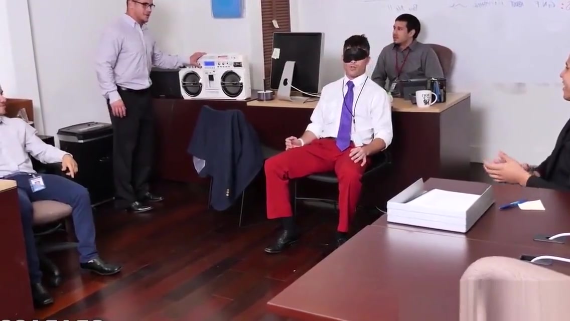 Handsome office muscle facialized after anal