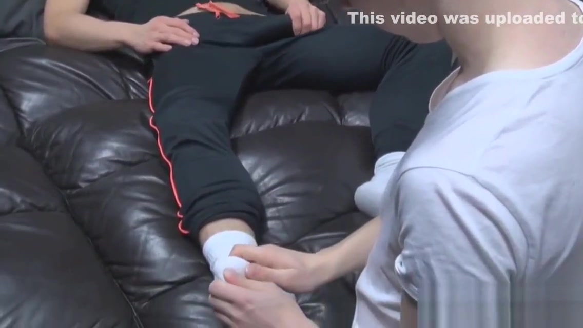 Gay hunks feet massaged