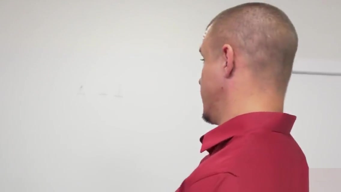 Blindfolded office stud sucking fat cock