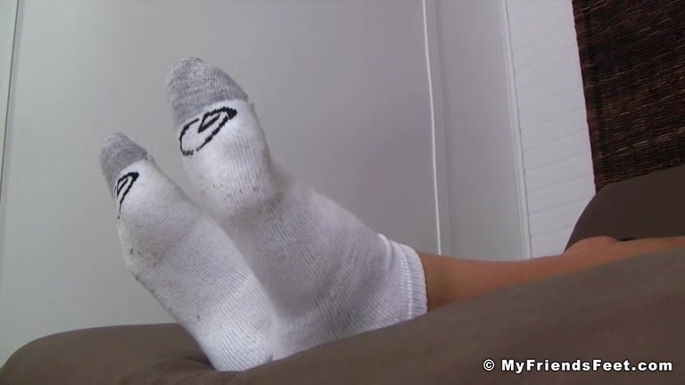 Spying On Vlad's Size 10 Feet - Vlad