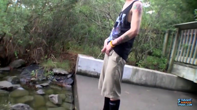 Outdoor Jerking With Str8 Sean - Sean Johansen