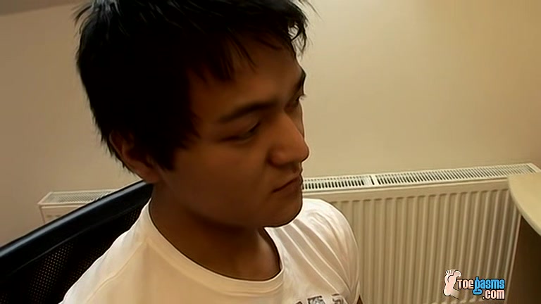 Asian Boy Feet Sticky With Cum - Sasha