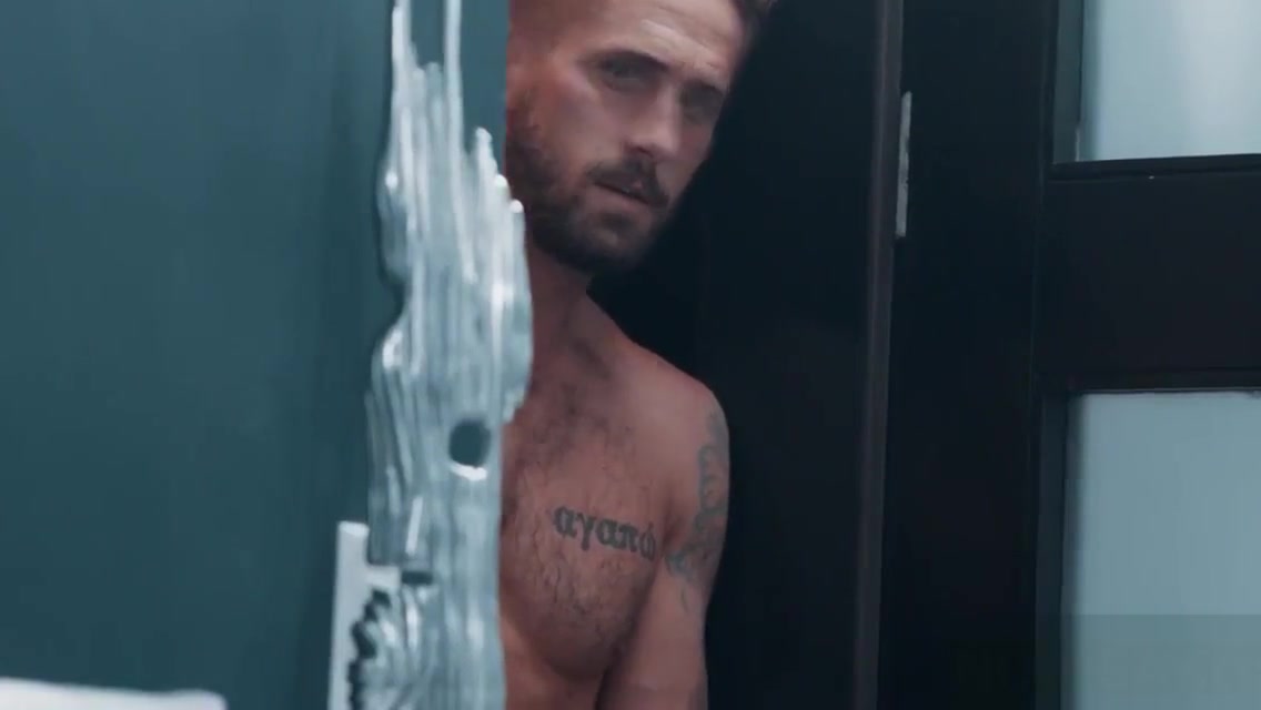 Fucking my new black gay roommate