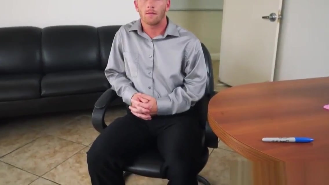 Horny office stud screws tight butthole