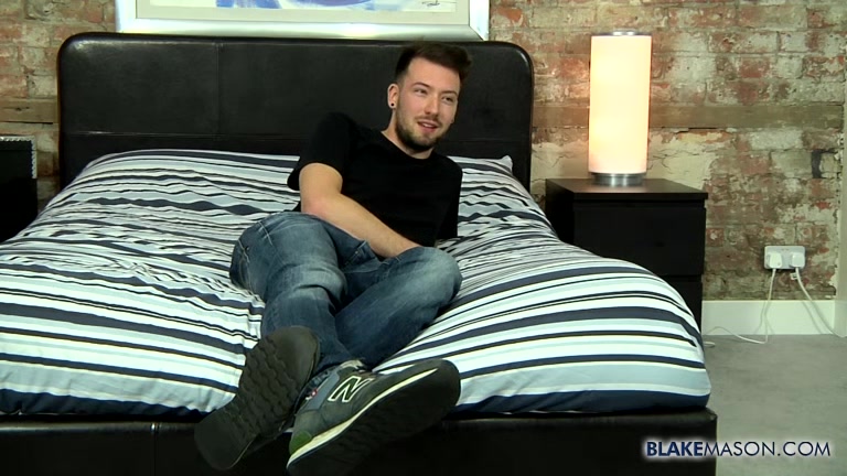 Slow Stroking With Zach - Zach Connors