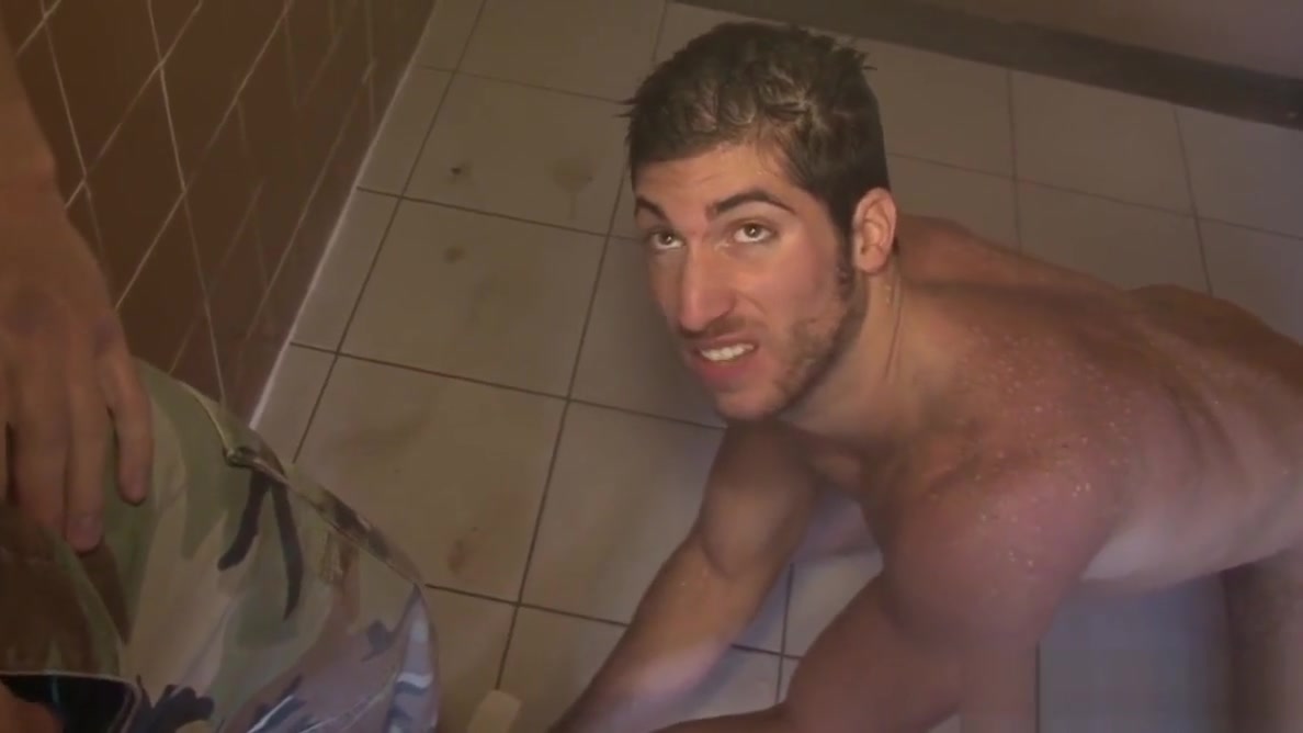 Army brit Paul Walker assfucking in shower