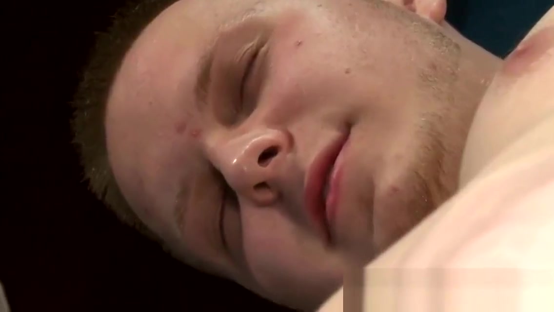 Showering sucked twink bangs with shlong