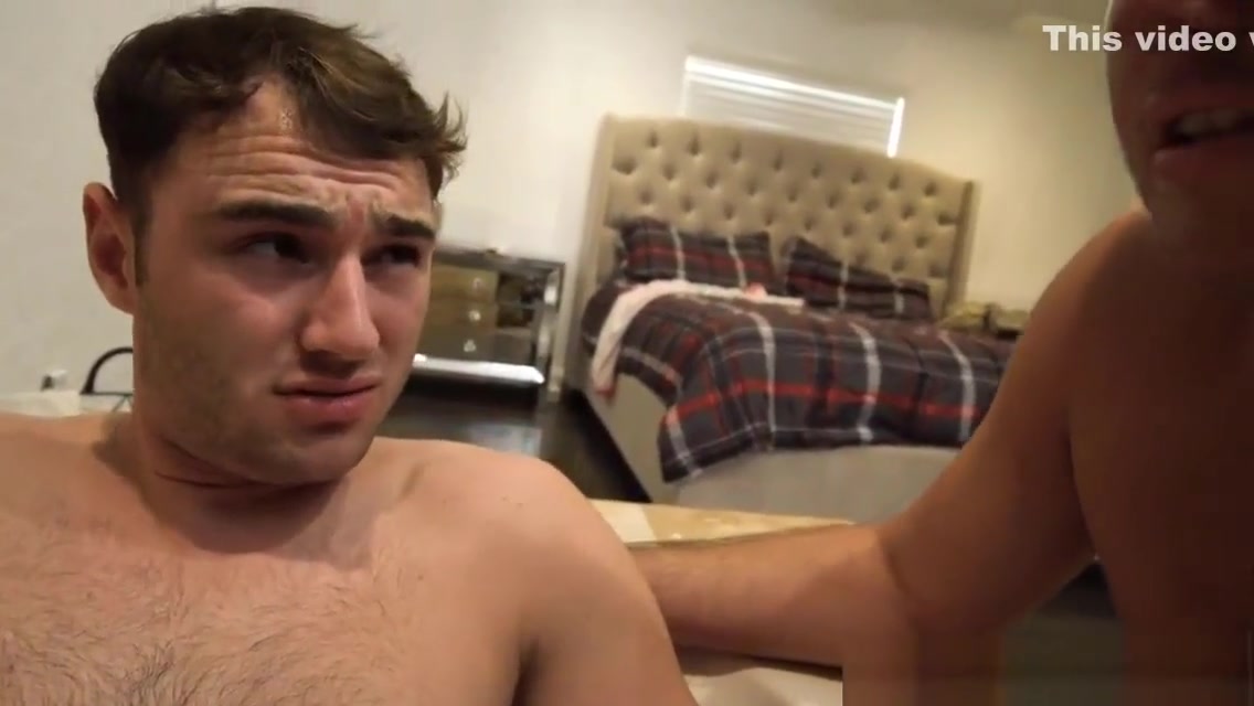 Military Soldier Bareback Fucks Bubble Butt Stepbrother