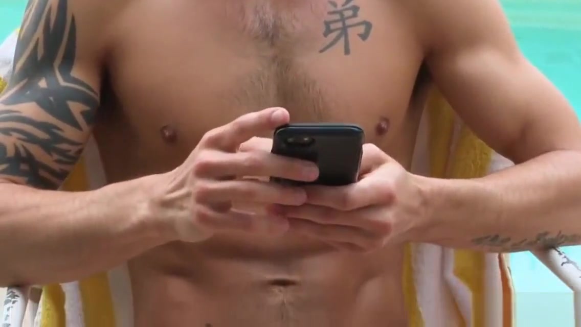 Gay Massage from specialists on www.SavvyAss.Club