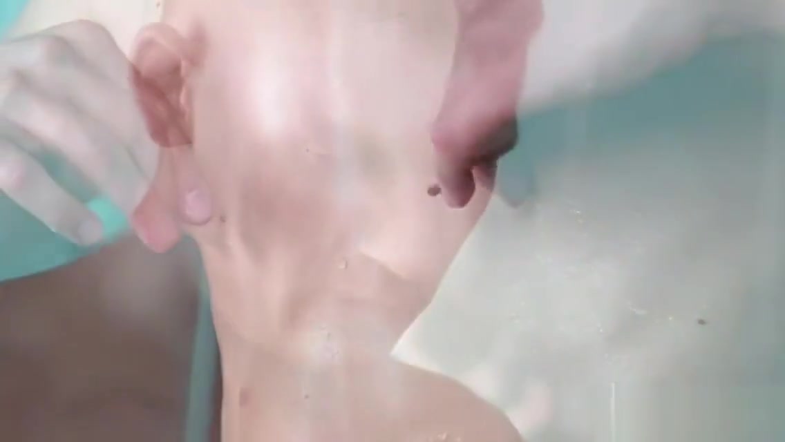 Two Horny Dudes Fucking Hard During Shower