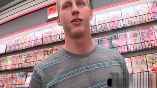 Gay Dude Finds A Gloryhole And Gets Sucked Off