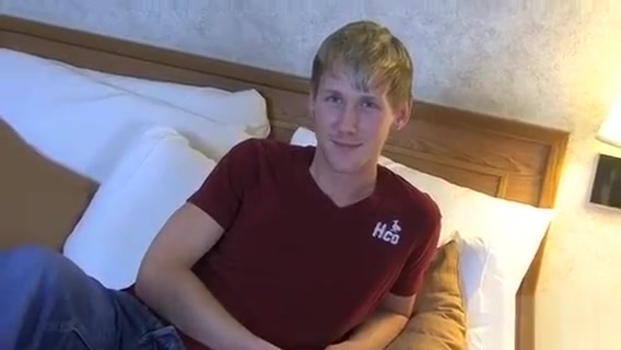 Kinky homosexual chaps fuck in school