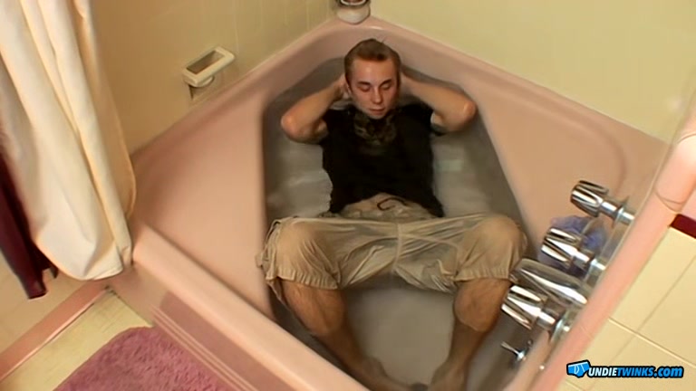 Kelly Cooper - Bath Time - Kelly Cooper