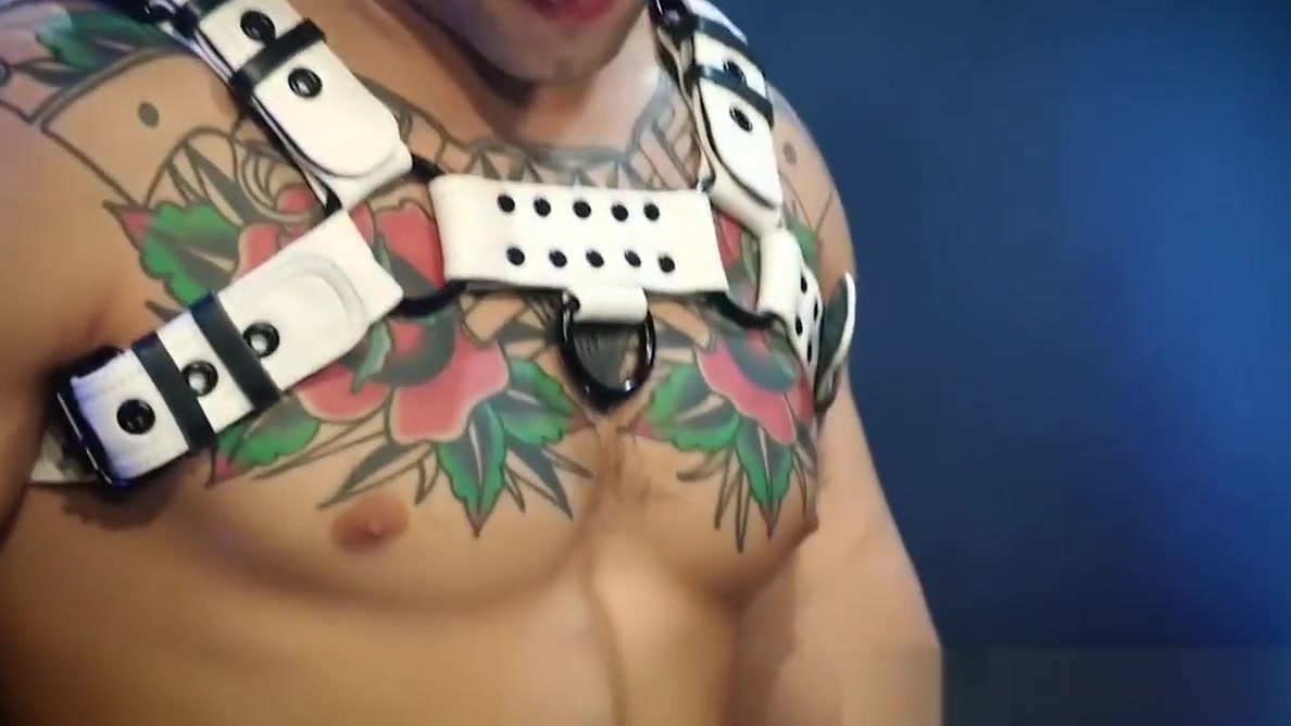 HotHouse Hunks Throating Cock and Orgasmic Anal