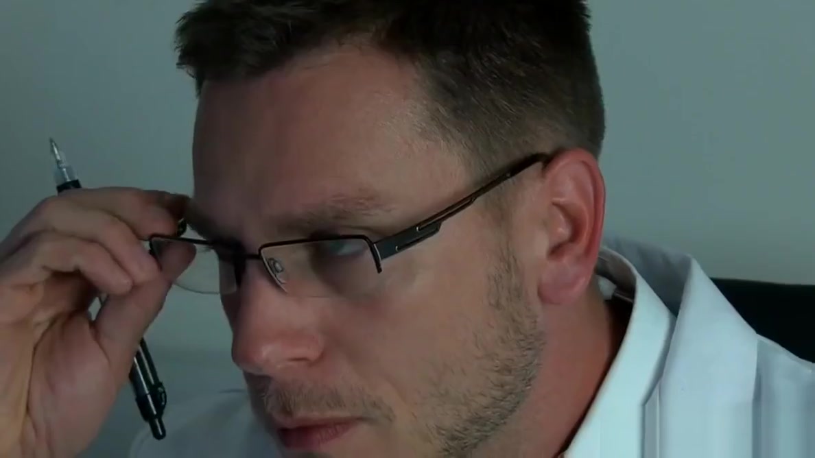 Hunky doctor rimming and blowing patient