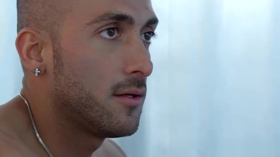 Hunky doctor rimming and blowing patient