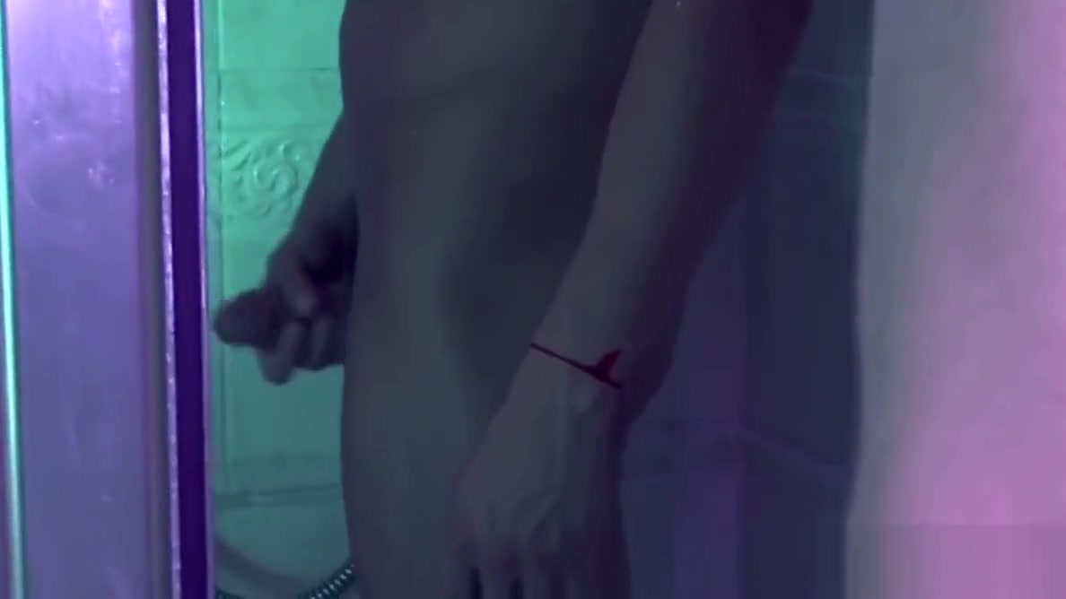 Muscular hunk assfucked in the shower