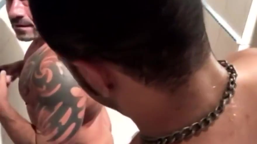 Guys fuck in the shower after gym