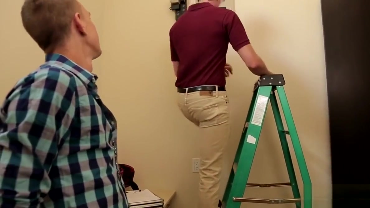 NextDoorRaw Barebacking The Technician