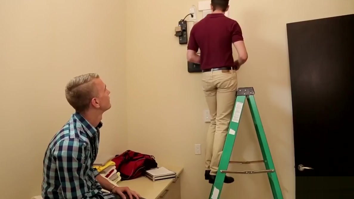 NextDoorRaw Barebacking The Technician