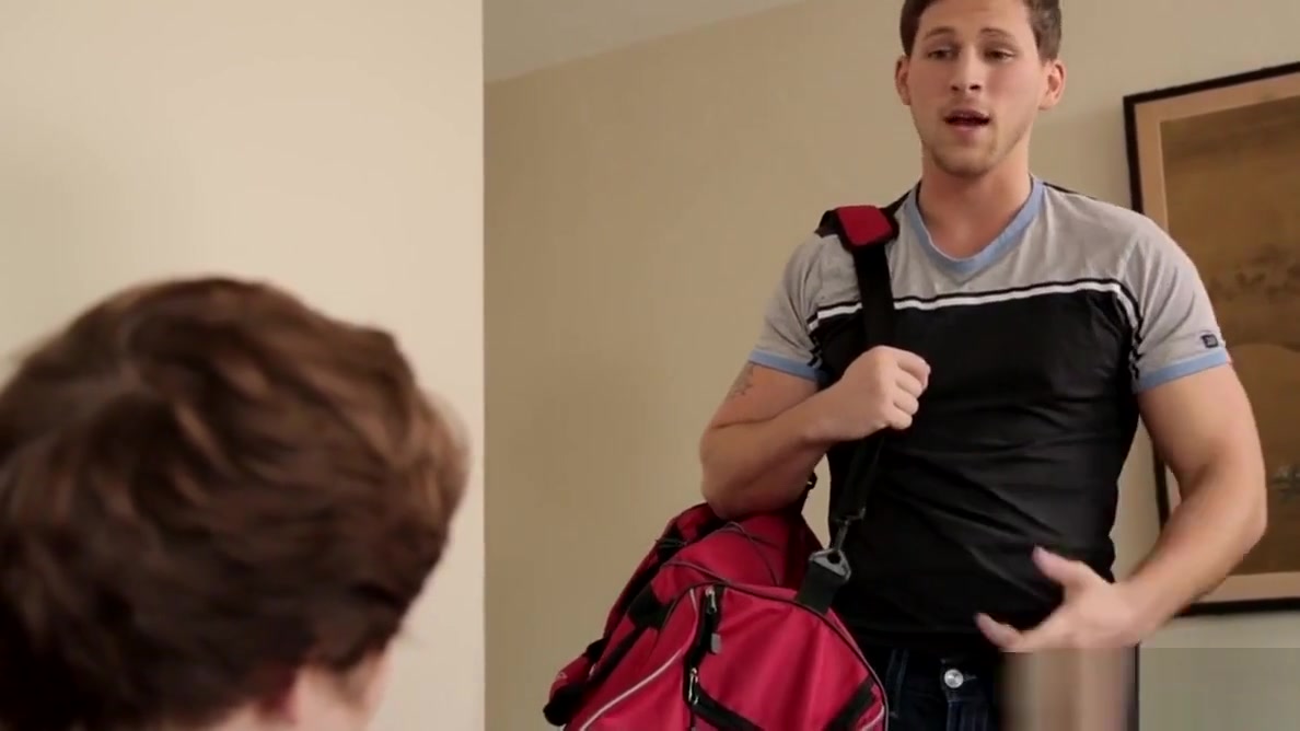 NextDoorBuddies Roman Todd Stuffs Ass to Pay Rent