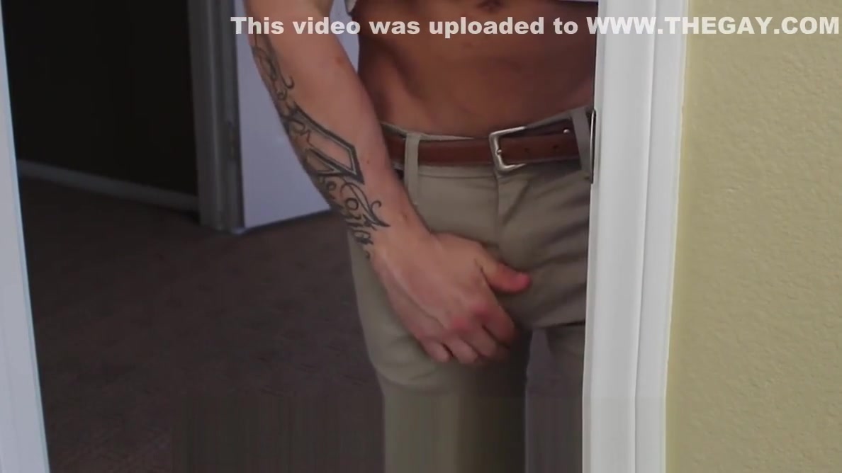 HD - GayRoom Horny roommate fucks his Fleshlight