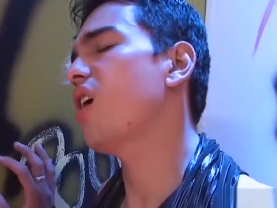 Latin Twink Kinky Bareback Threesome Sex