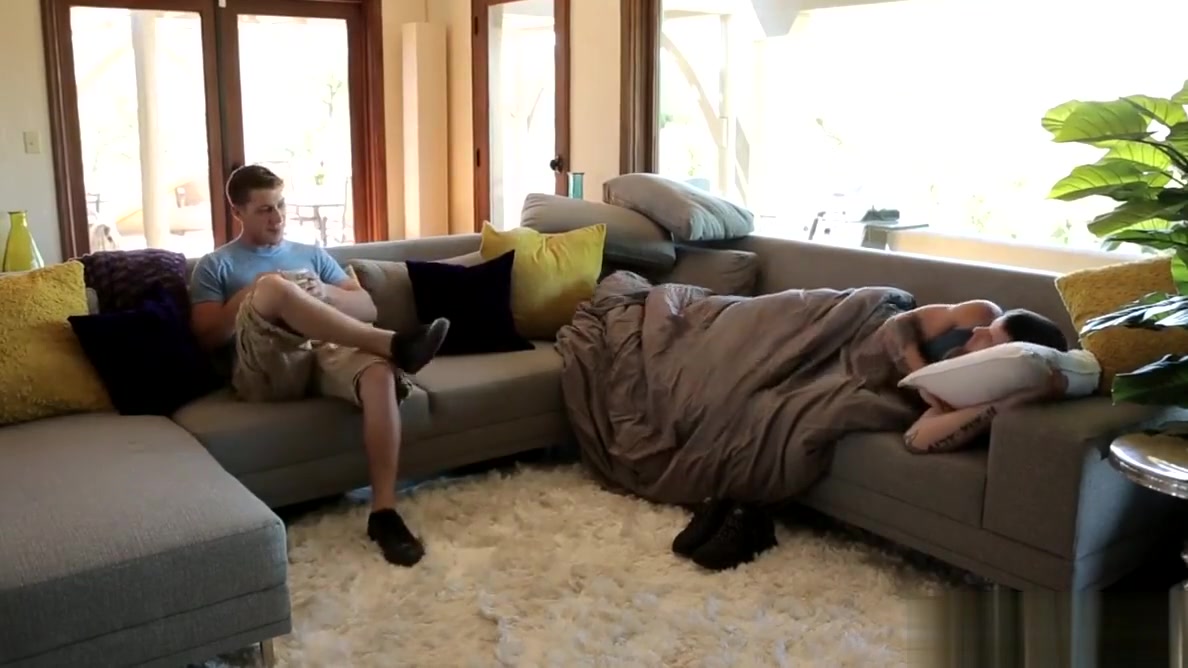 NextDoorBuddies Sexual In THE REUNION