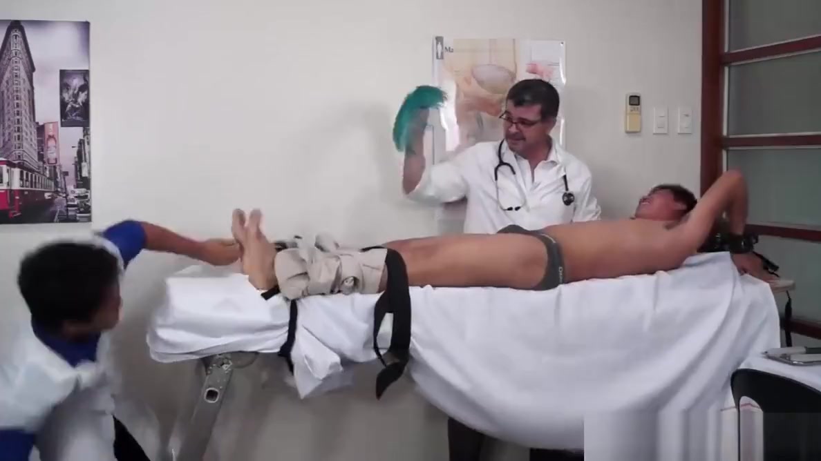 Doctor Tickles Argie