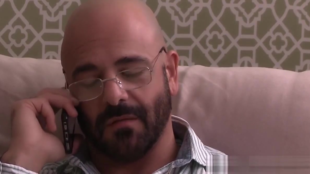 IconMale Therapist's Dirty Cheating Secret