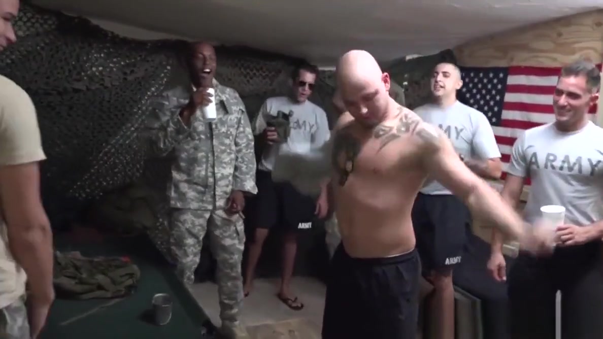 Inked military hunk analfucked reversecowboy